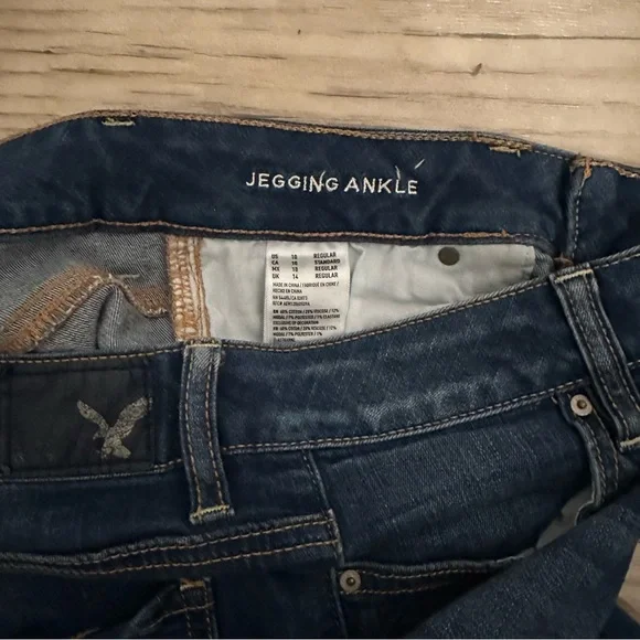 American Eagle Ankle Jeggings - Picture 5 of 6